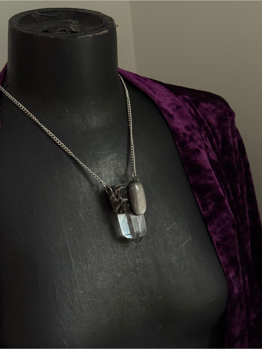 Clear quartz Crystal Point Pendant Necklace obsidian jewelry for protection - Picture 9 of 10